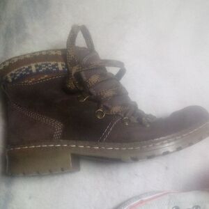 Blondo Brown Lace Up Boots with Patterned Trim